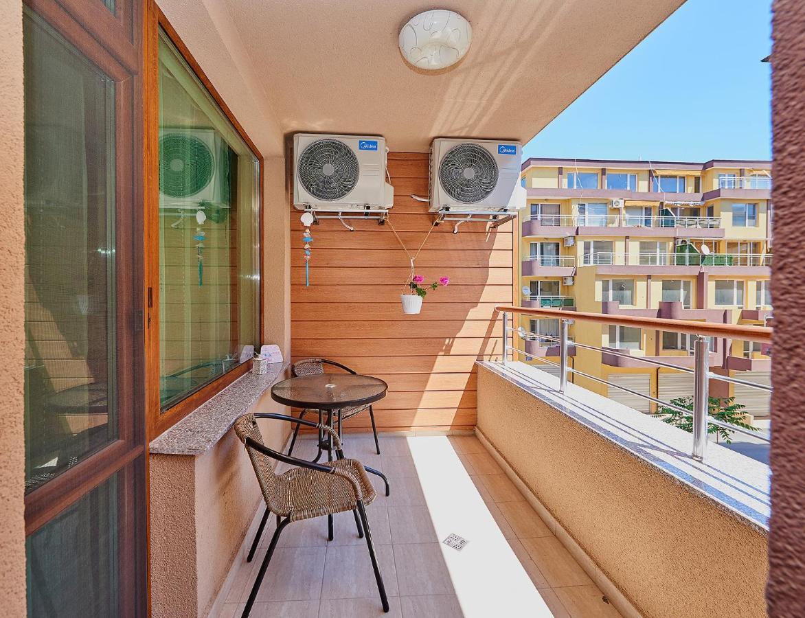 Art Apartments In Pomorie Buitenkant foto